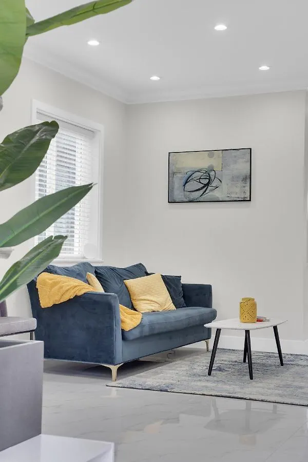 Family-Friendly, 3 Bed House - Private Backyard-Central Location Vancouver Canada