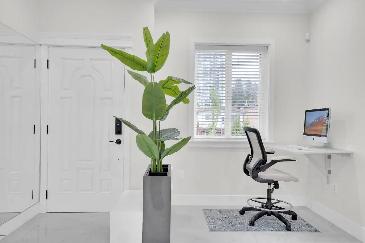 Family-Friendly, 3 Bed House - Private Backyard-Central Location Vancouver Canada
